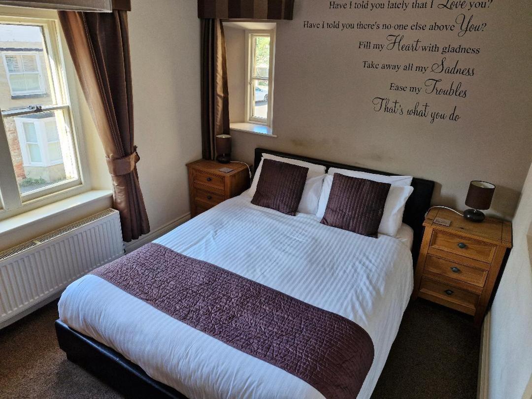 The Court House Inn Thrapston  Εξωτερικό φωτογραφία