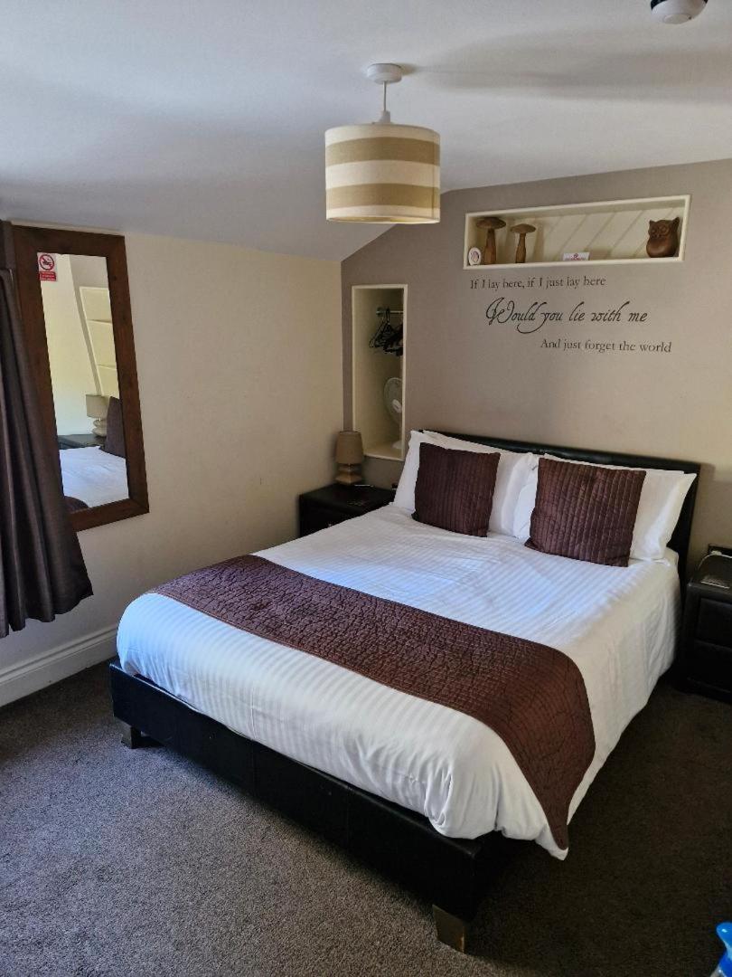 The Court House Inn Thrapston  Εξωτερικό φωτογραφία